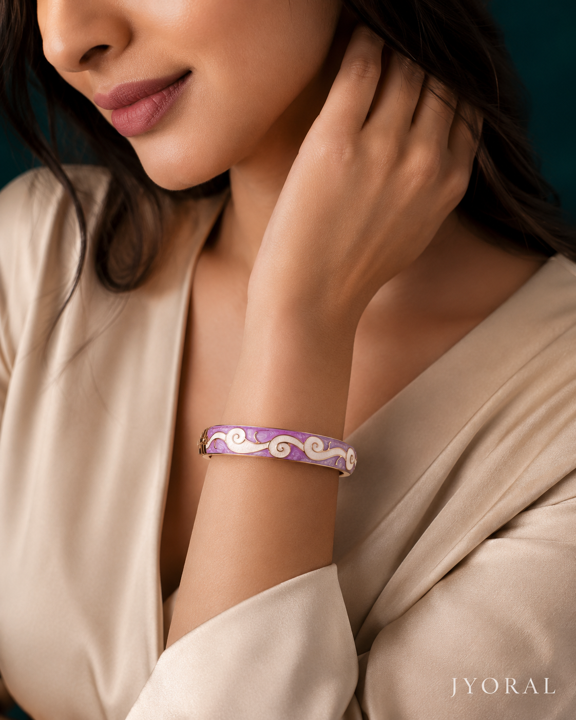 Lavelle Enamel Kada