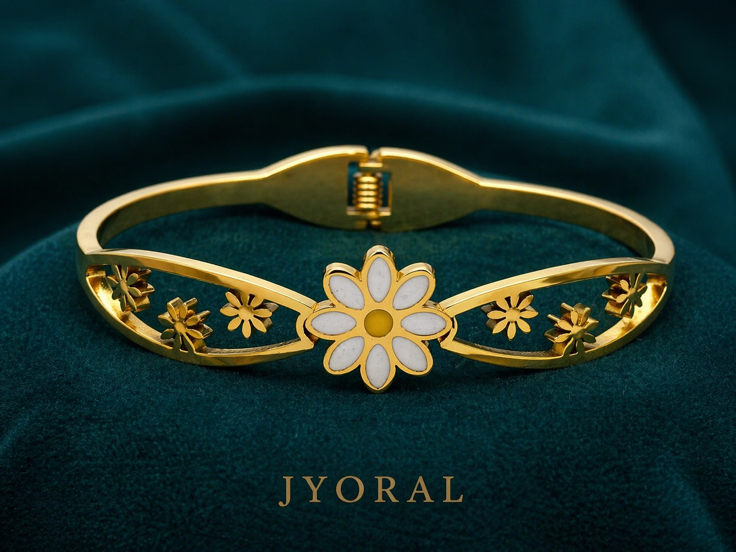 Daisy Shine Bracelet