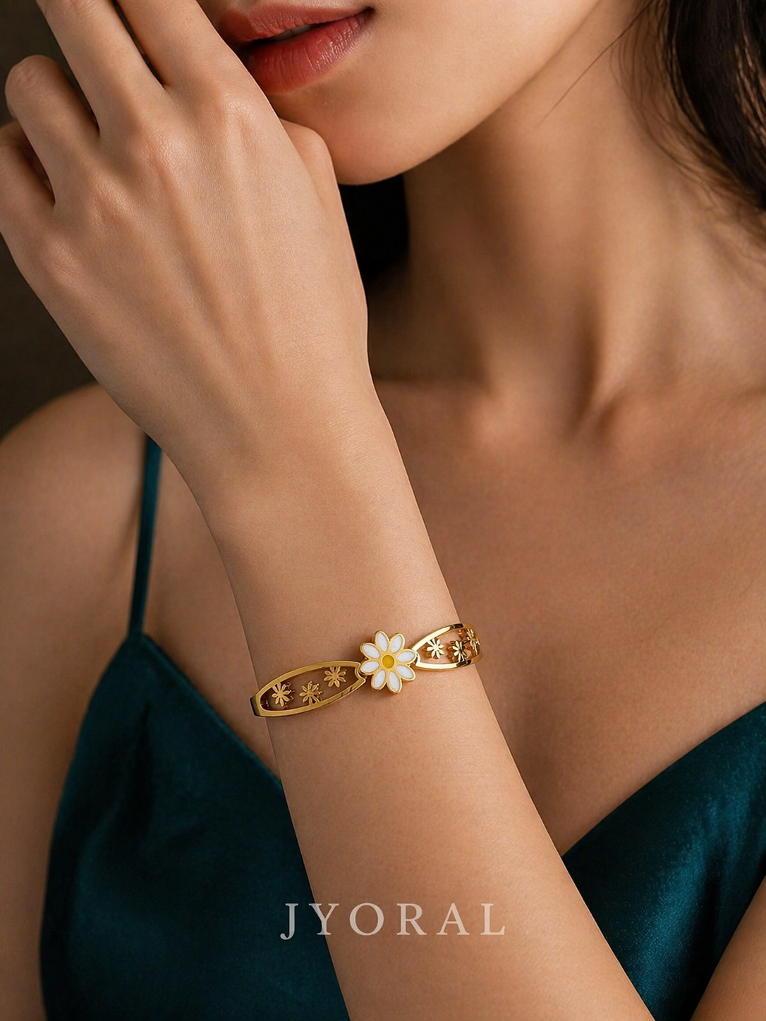 Daisy Shine Bracelet