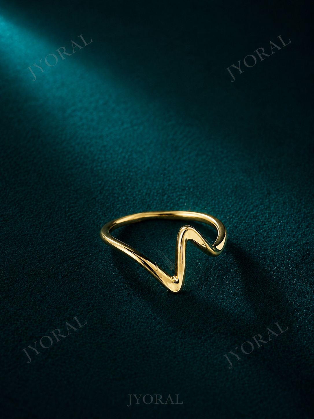 Twist Aura Ring