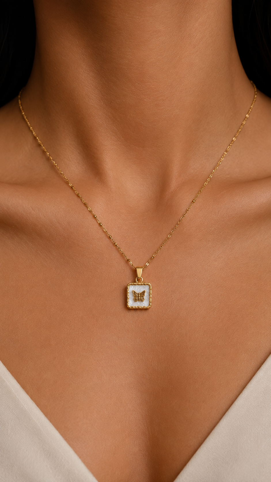 Ivory Flutter Pendant