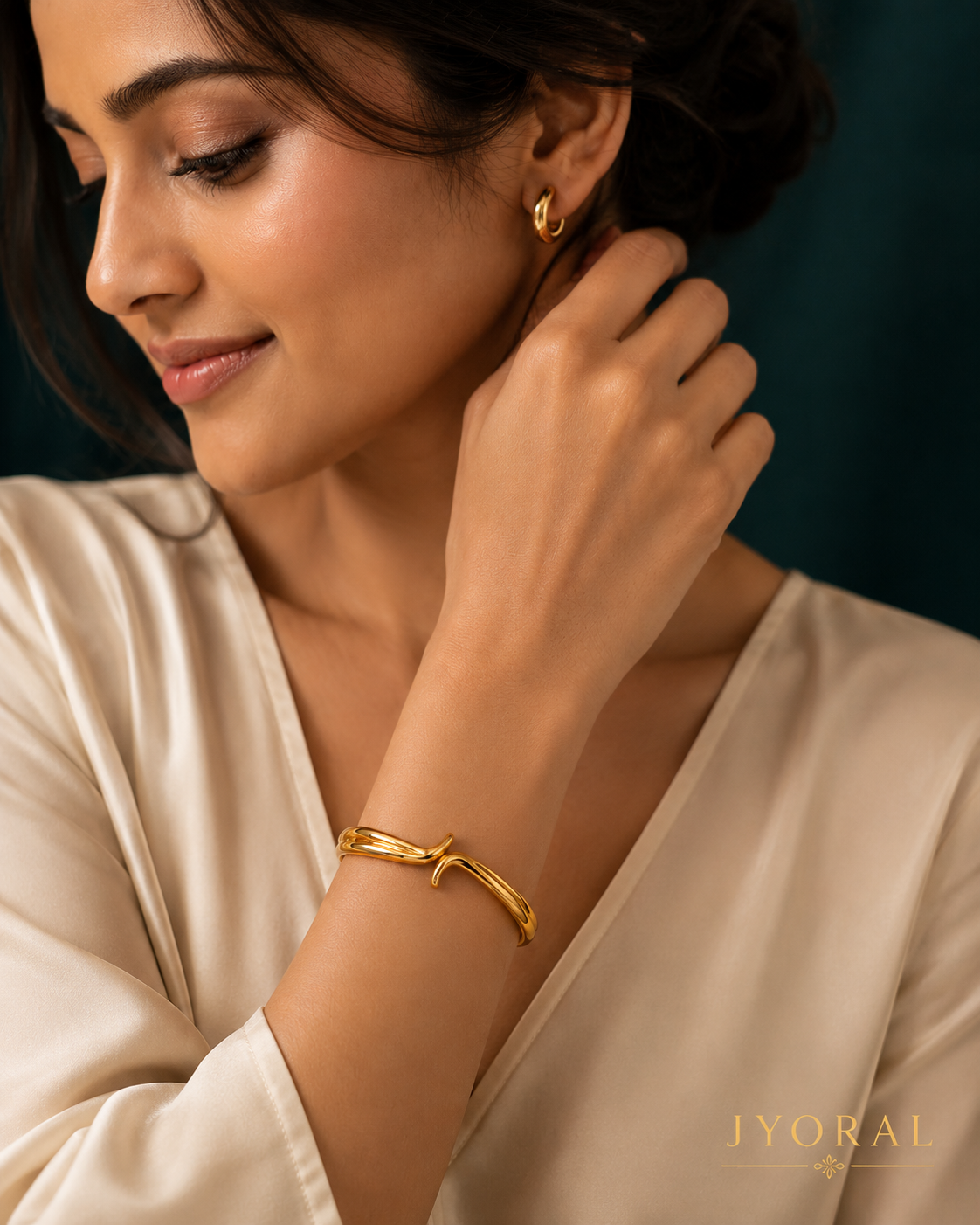 Luna Flow Cuff