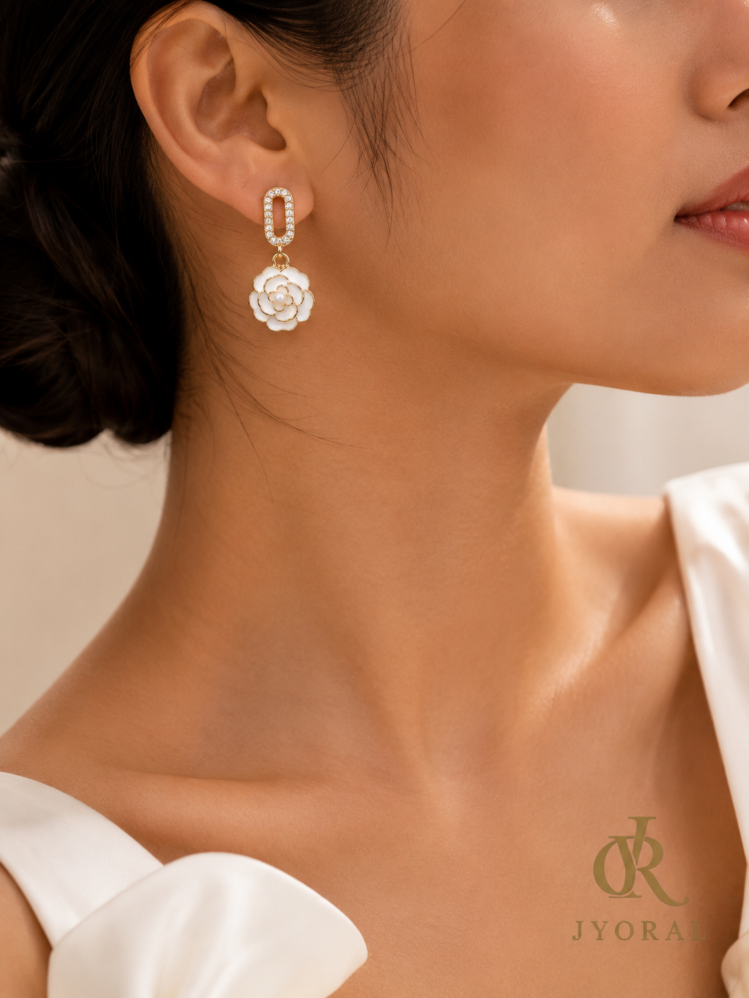 Ivory Camellia Drop