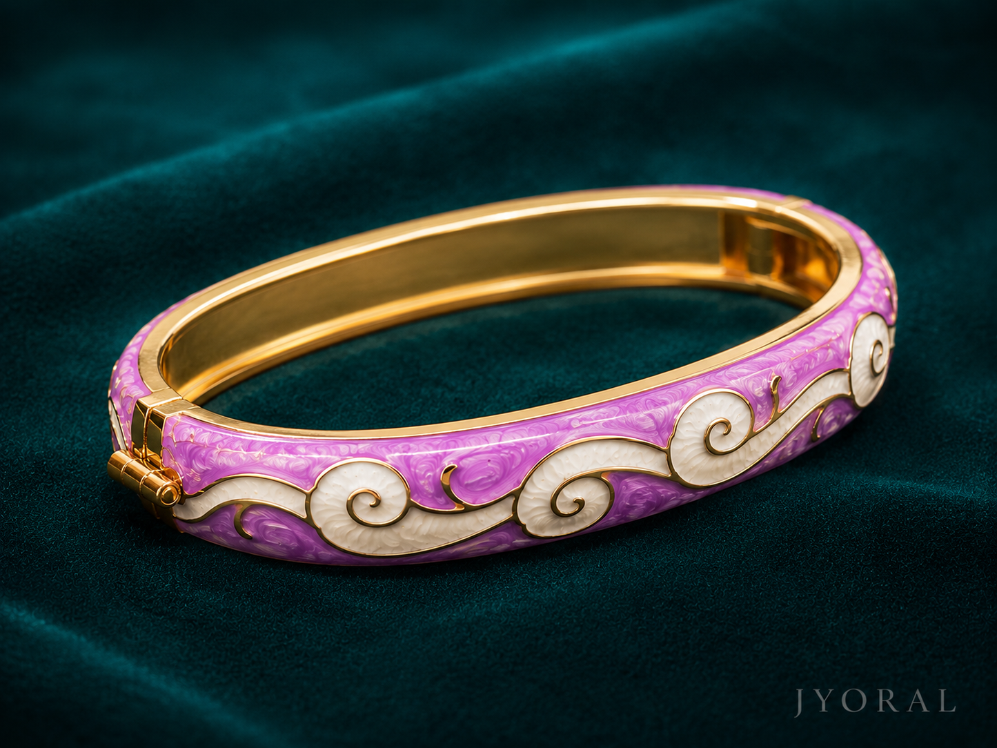 Lavelle Enamel Kada