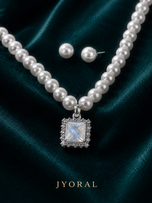 Moonelle Pearl Set