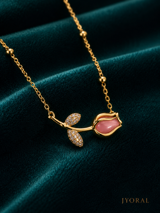 Roselle Tulip Necklace
