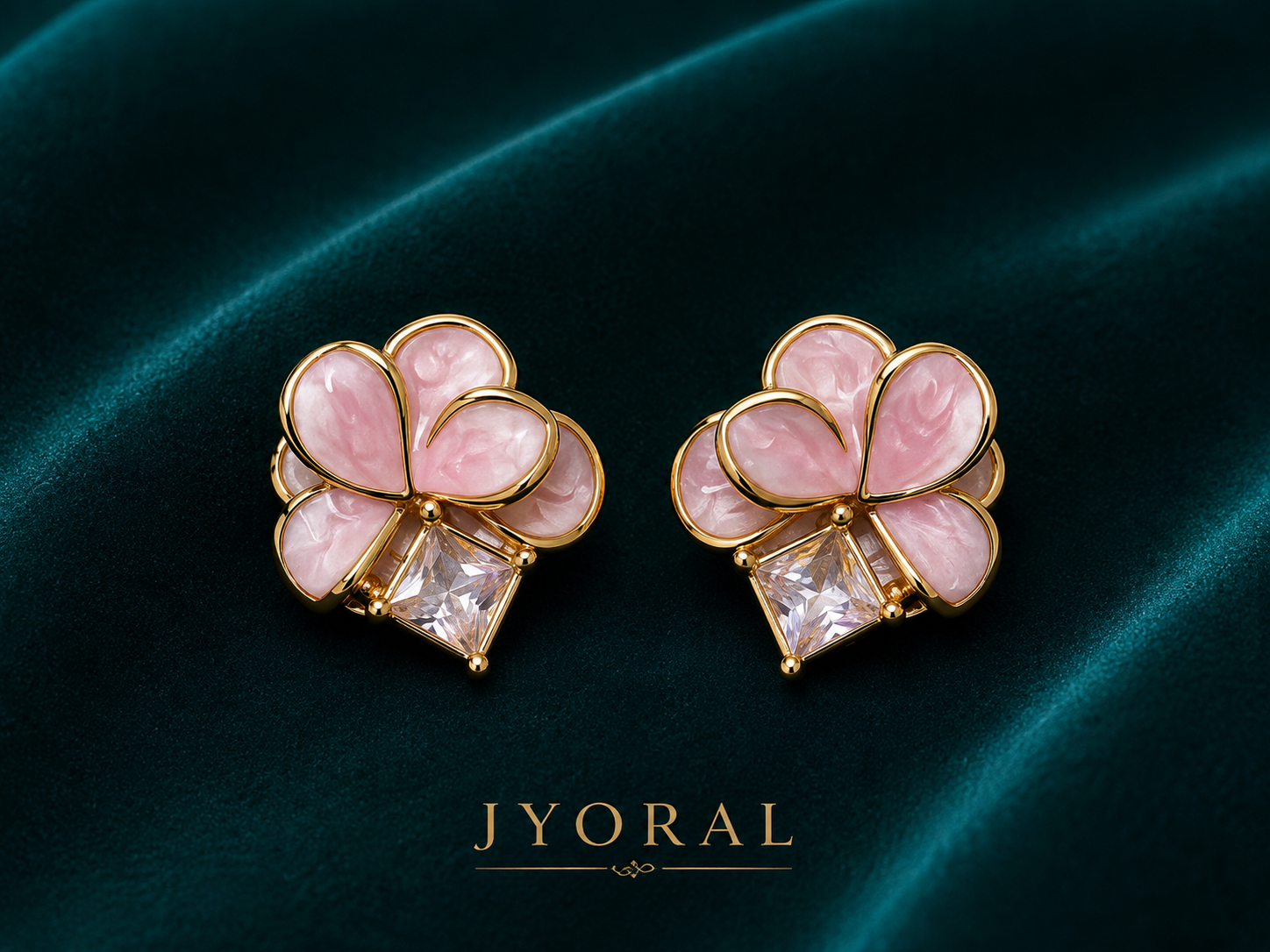 Rosé Clover Spark Studs