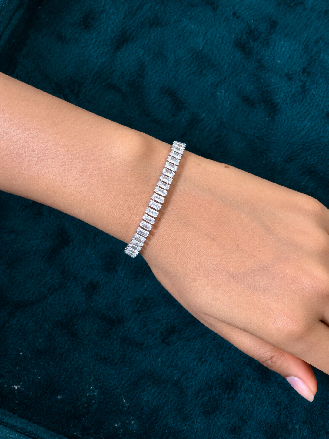Silver Radiance Baguette Bracelet ✨