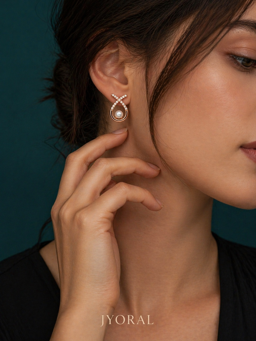 Aurora Pearl Loop Studs
